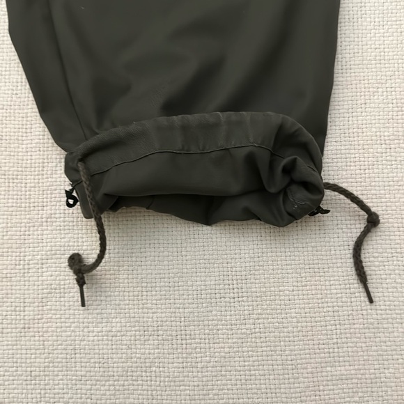 Bushline Outdoor Cargo Pants - Picture 7 of 14